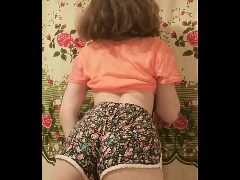❤️ Leanabh òg sexy a ’toirt dheth na shorts aice air a’ chamara ☑  Pornagrafaidheachd breagha  aig gd.porn-impact.ru ❌