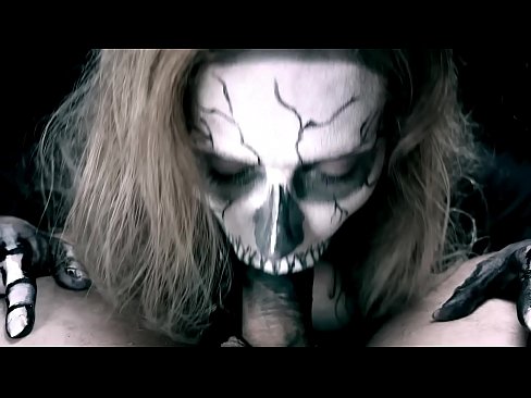 ❤️ Demon nighean sucking cock le a beul dubh agus slugadh cum. ☑  Pornagrafaidheachd breagha  aig gd.porn-impact.ru ❌